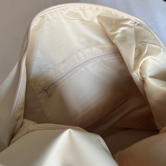 New Burberry Overnight Bag / Tote - Picture 6 of 10